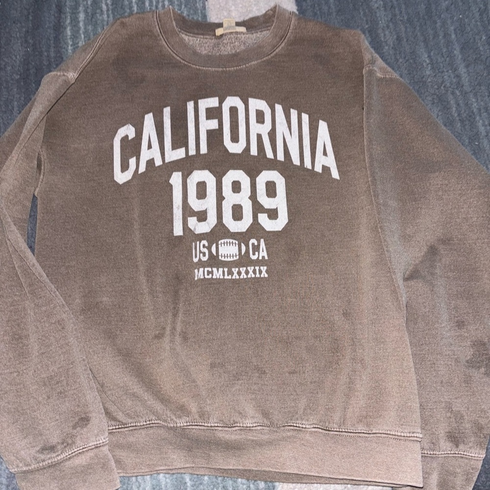 Sweatshirt